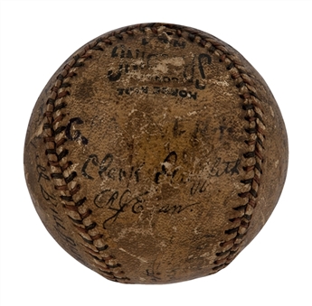 1910 Cincinnati Reds Team Signed Official National League Ball (Lynch) with Clark Griffith and "Sleepy" Bill Burns (12 Signatures) (JSA)